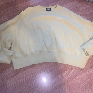 Nike crewneck
